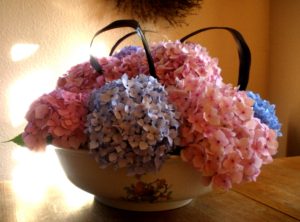 Pink and lilac table centrepiece by Shrinking Violet